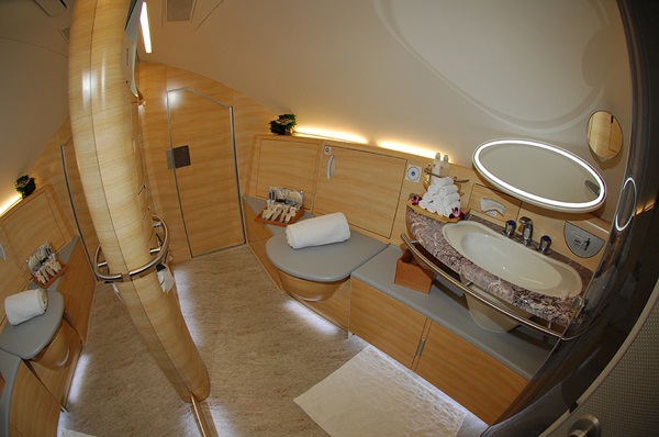 Emirates Shower Spa to its First Class Passengers