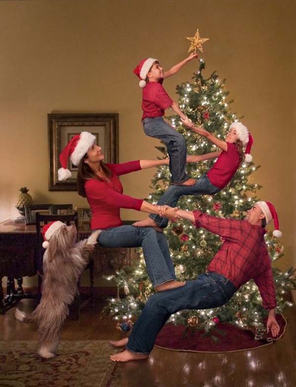 Creative Way to take Family Pictures (23)