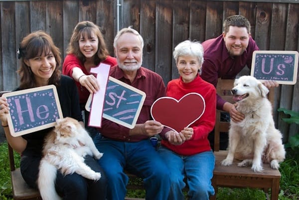 Creative Way to take Family Pictures (33)