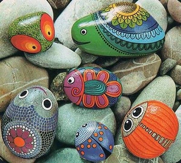 Pictures of painted rocks (16)