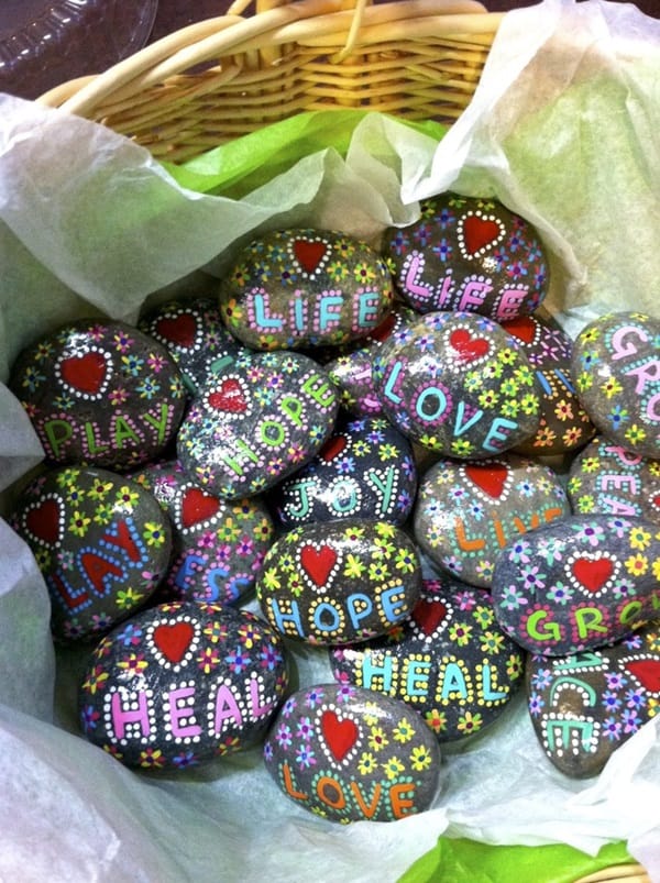 Pictures of painted rocks (38)