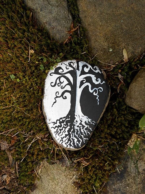 Pictures of painted rocks (41)