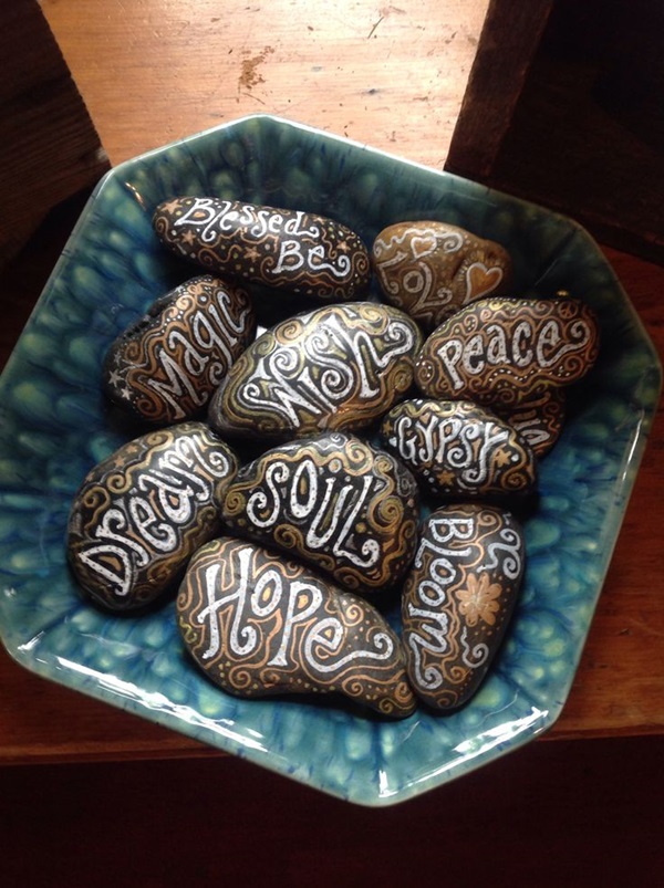 Pictures of painted rocks (5)