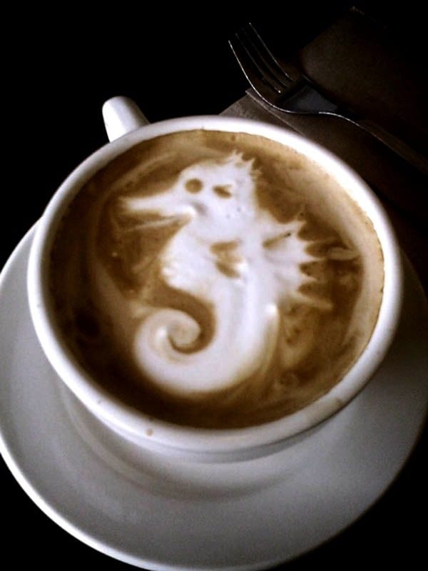 Beautiful coffee art examples (106)