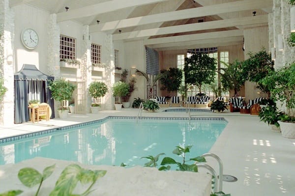 Ridiculously Cool Indoor Pool Ideas (8)