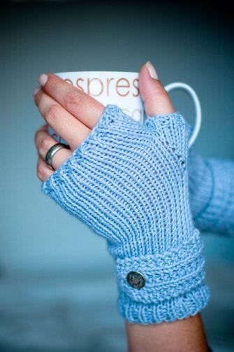 knitting garments 17