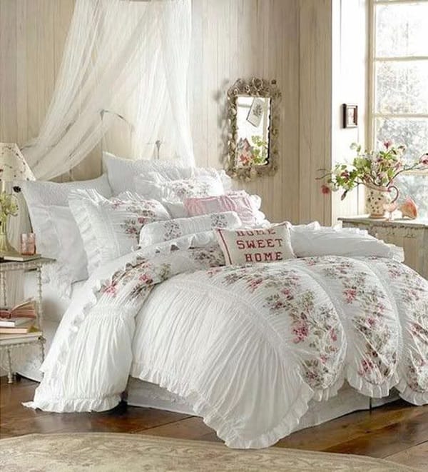 Cute Romantic Bedroom Ideas For Couples  (33)