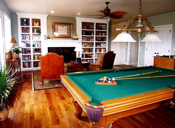 Lagoon billiard room Design Ideas (12)