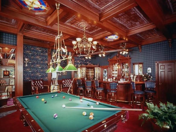 Lagoon billiard room Design Ideas (32)