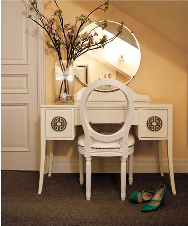 Attractive Mirrored Dressing Table Designs (3)