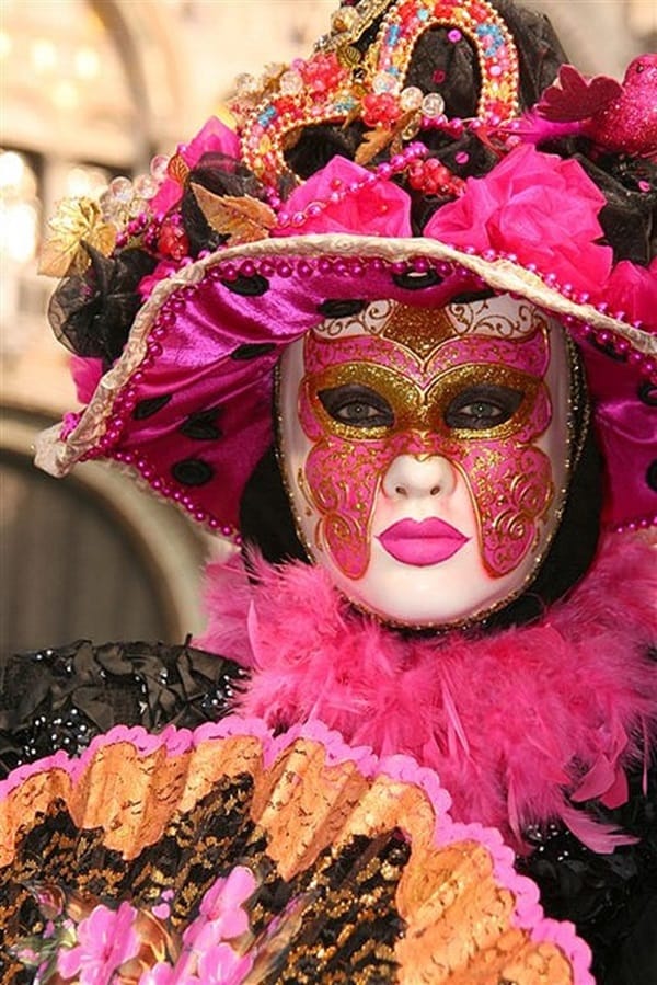 Beautiful Carnivale Masks and Meaning (2)