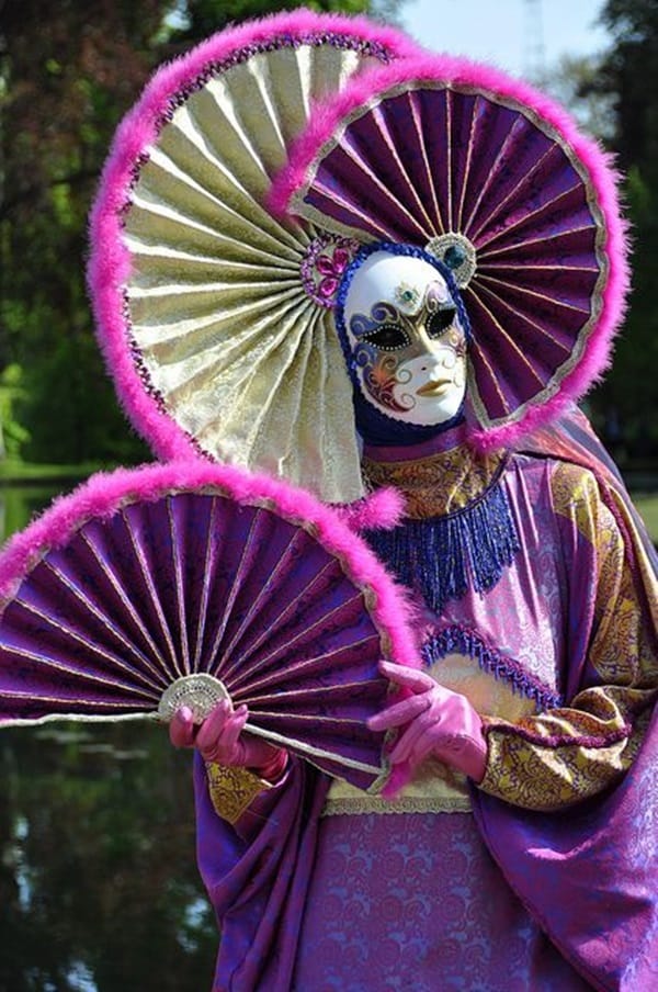 Beautiful Carnivale Masks and Meaning (23)