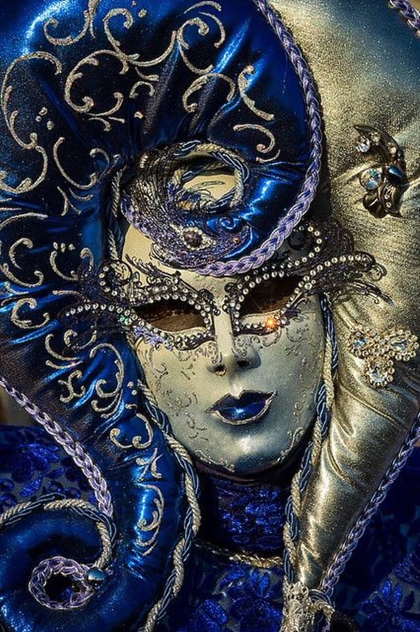 Beautiful Carnivale Masks and Meaning (28)