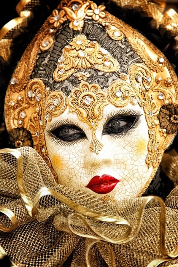 Beautiful Carnivale Masks and Meaning (33)