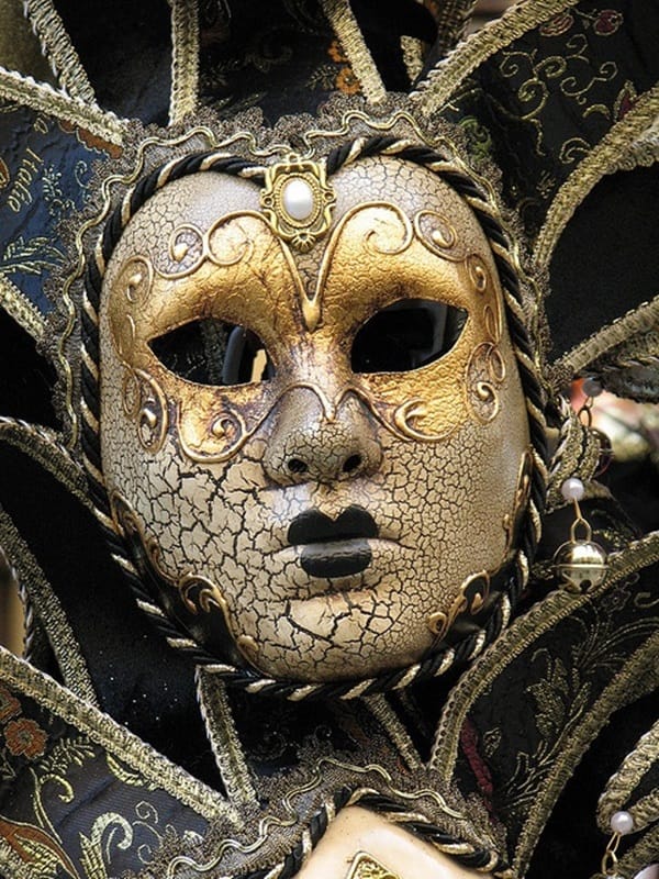 Beautiful Carnivale Masks and Meaning (45)