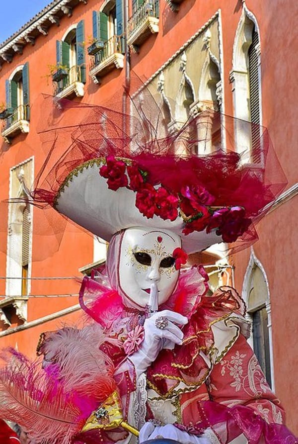 Beautiful Carnivale Masks and Meaning (46)