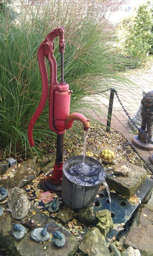 Beautiful Garden Fountain ideas (10)