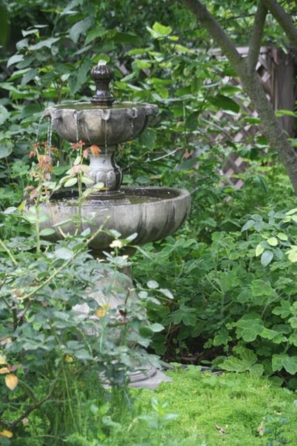 Beautiful Garden Fountain ideas (33)