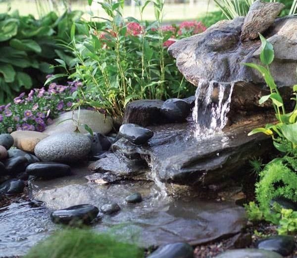 Beautiful Garden Fountain ideas (56)