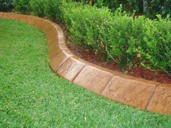 Cool Garden Edging Ideas (22)