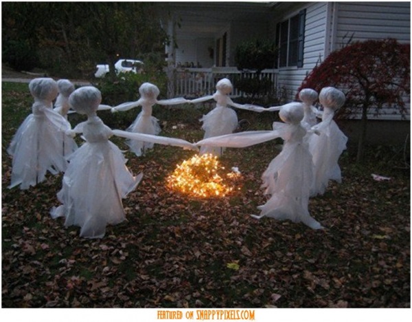 Scary Halloween Decoration Ideas to try this Year (19)