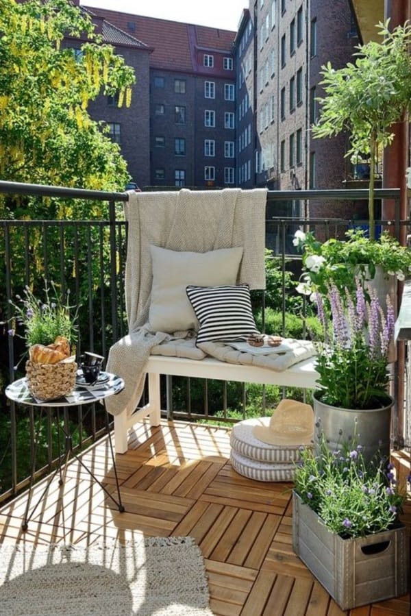 Clever Balcony Transformation Ideas (38)