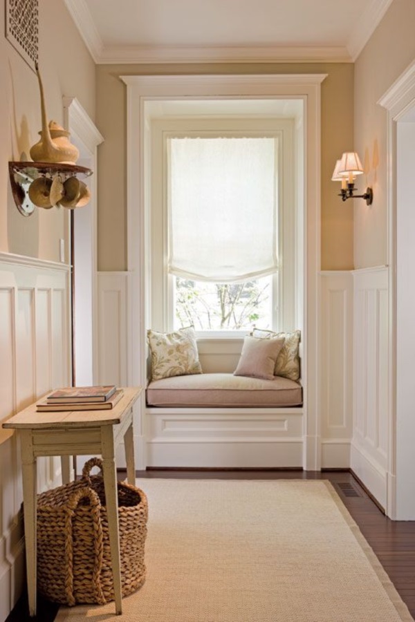 Scenic And Cozy Window Seat Ideas For You (1)