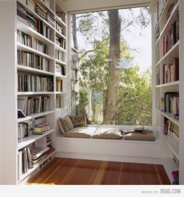 Scenic And Cozy Window Seat Ideas For You (28)