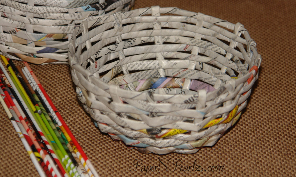 newspaper craft ideas basket weave