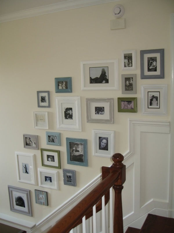 Must Try Stair Wall Decoration Ideas (8)