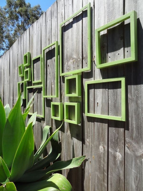 Creative Garden Fence Decoration Ideas (27)