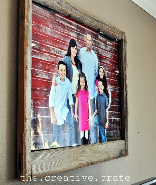 Best Family Picture Wall Decoration Ideas (30)