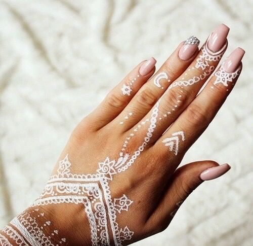 white henna designs 2