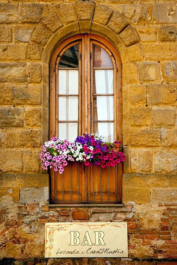 Magical window flower box ideas (12)