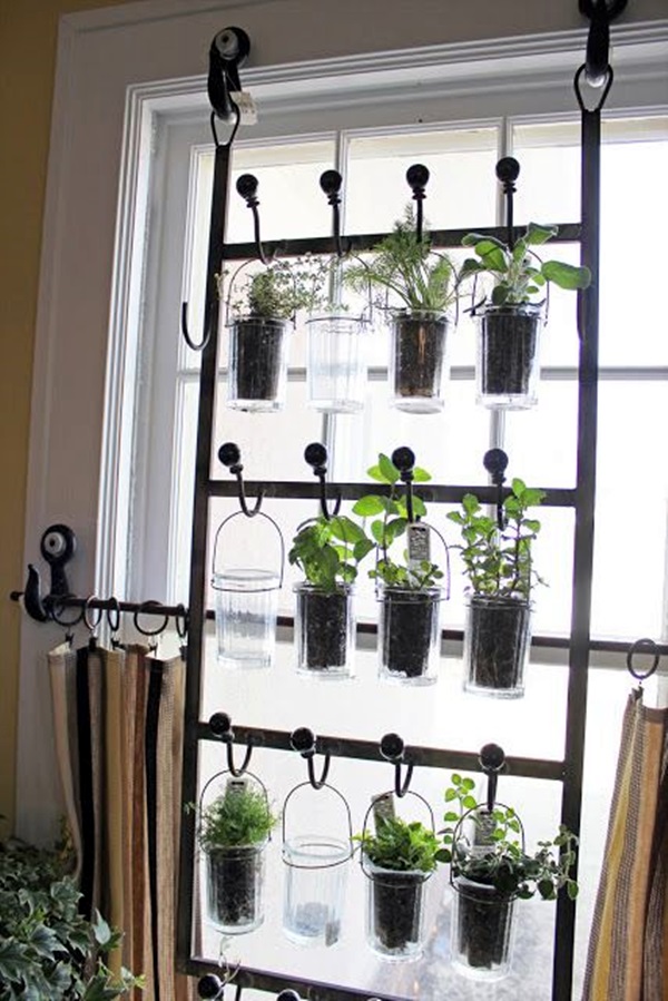 Smart Mini Indoor Garden Ideas (25)