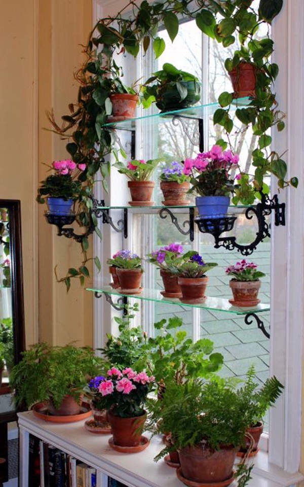 Smart Mini Indoor Garden Ideas (28)