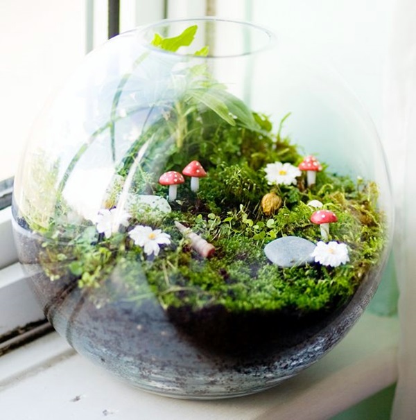 Smart Mini Indoor Garden Ideas (33)