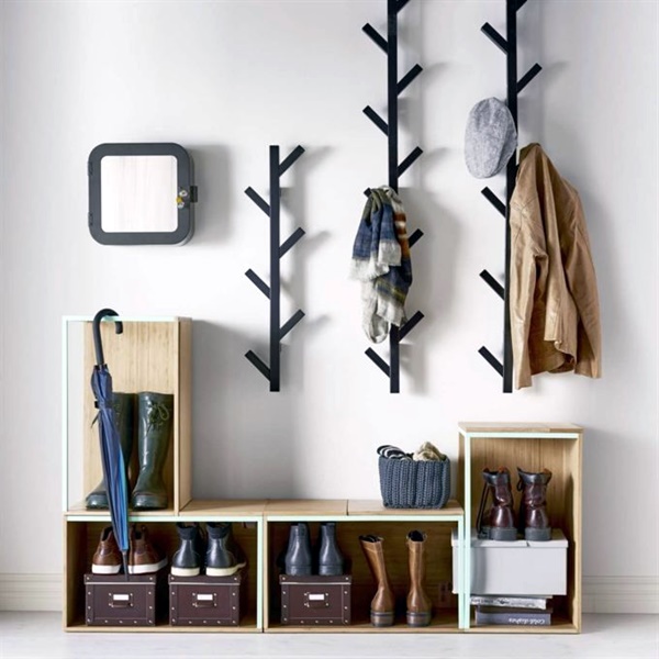 Cool and Creative DIY Coat Rack Ideas (1)