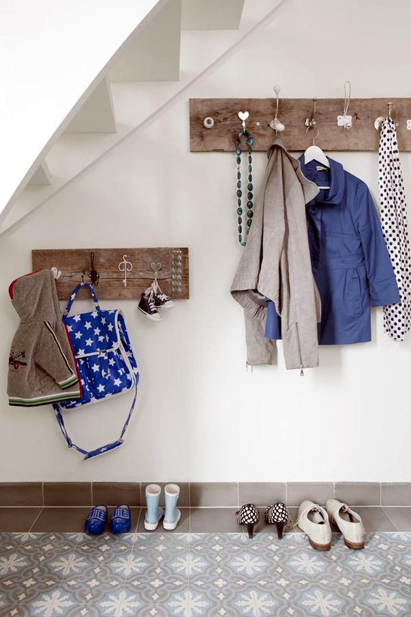 Cool and Creative DIY Coat Rack Ideas (22)