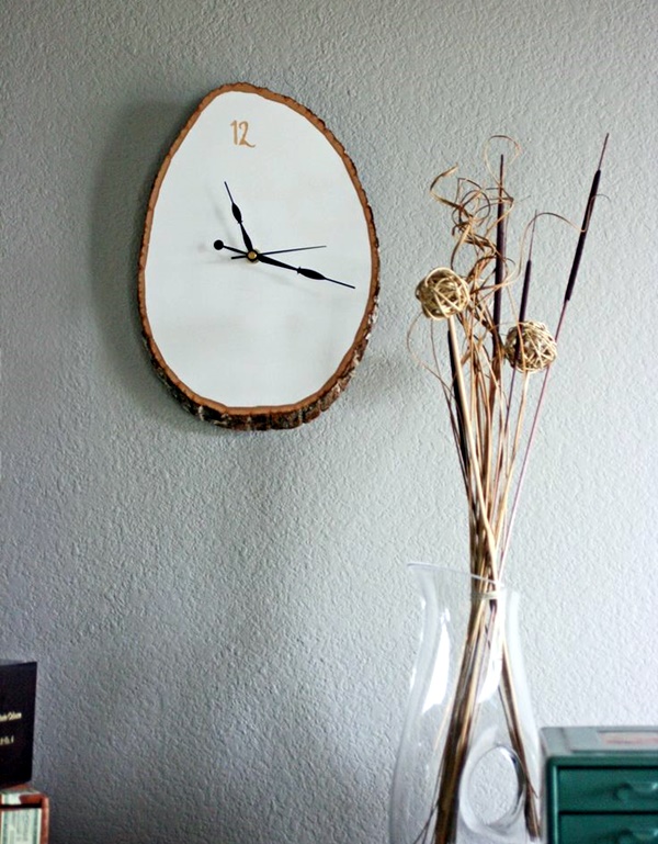 Fabulas Wall Clocks to embrace Your Home Entrance (32)