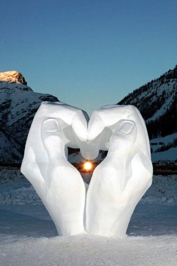 Realistic Snow Art Sculptures Winter Creations (11)