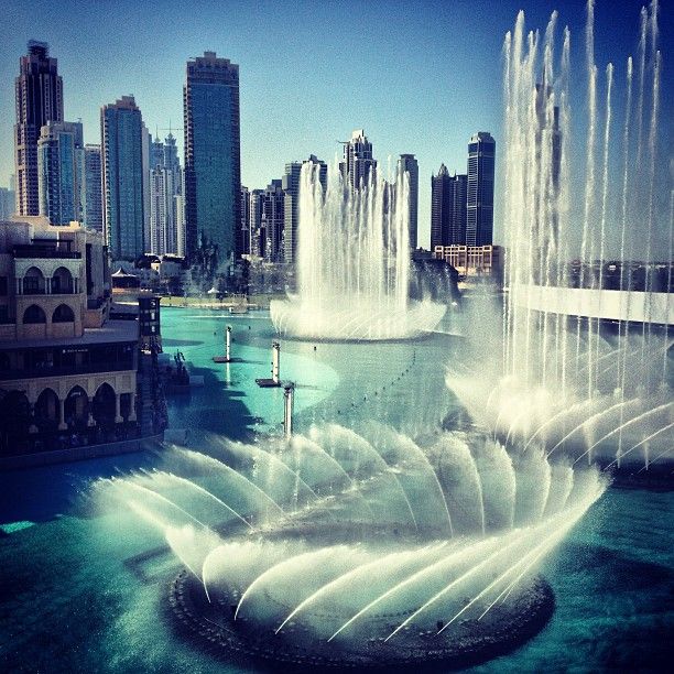 dubai fountain