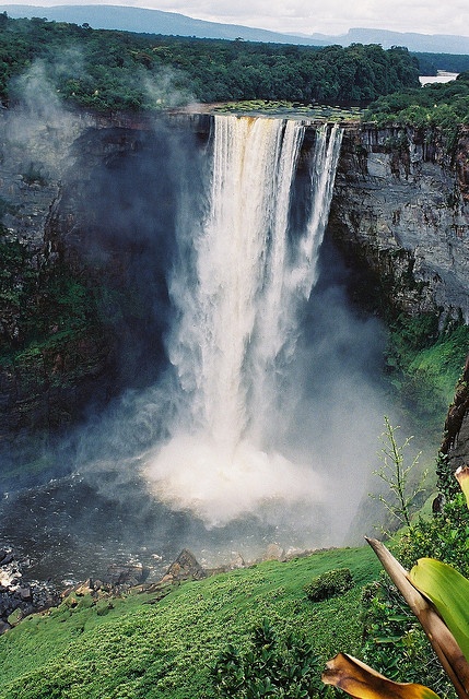 kaieteur falls