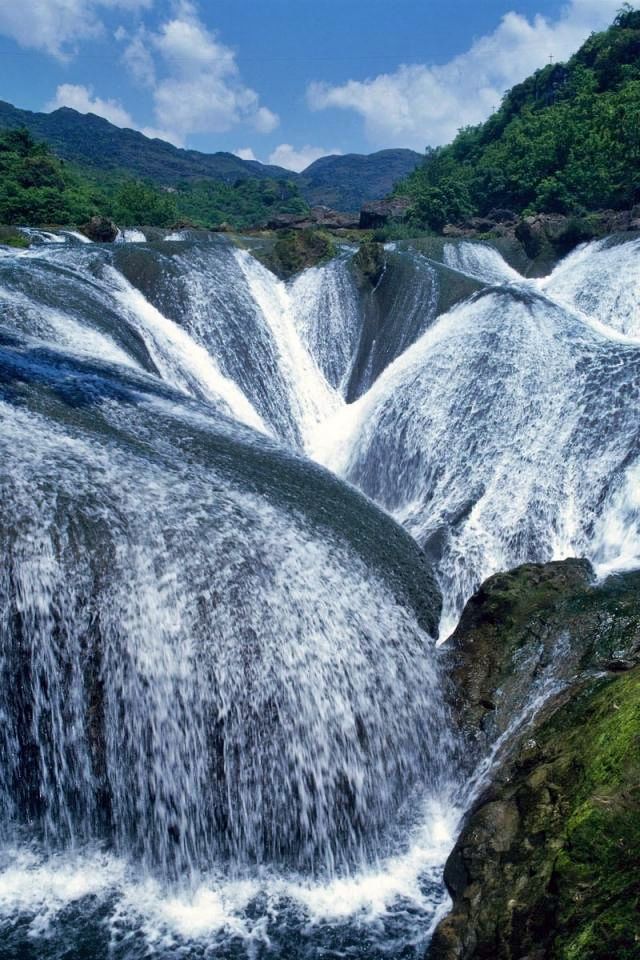 pearl shoal waterfalls