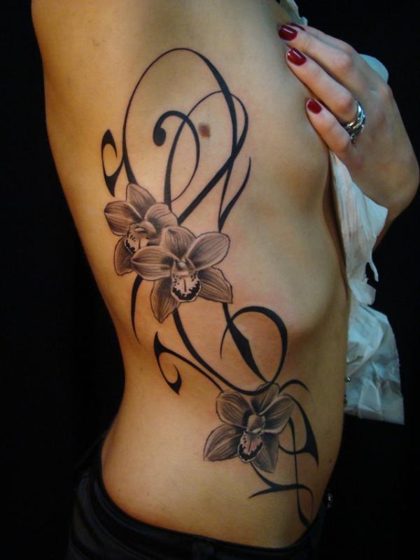 45 Lily Flower Tattoos For Girls – The Meaning And Design Choices - Bored  Art