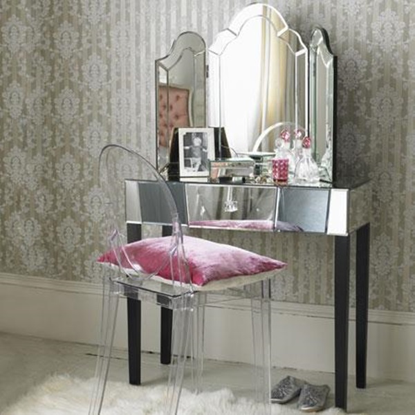 40 Perfect Mirrored Dressing Table Designs