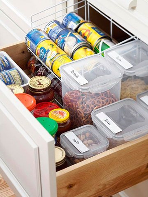 10 Creative Ideas To Organize Baking Dishes Storage On Your Kitchen -  Shelterness