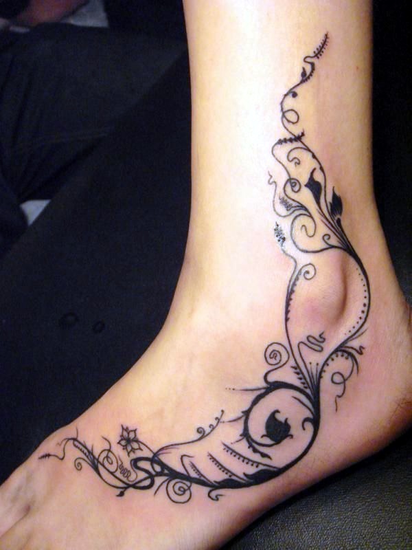 40 Cute and Tiny Ankle Tattoo Designs For 2016 - Bored Art