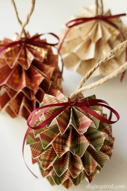 Attractive Ornaments From Paper Bored Art