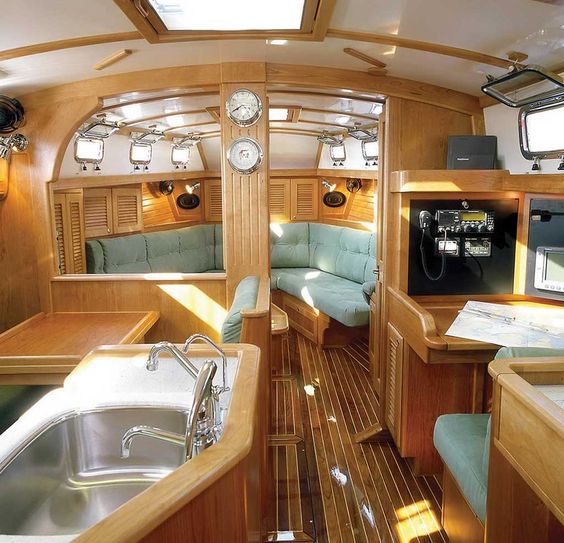 Beautiful And Comfortable Boat Interior Designs To Make ...